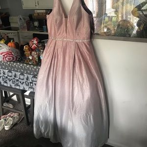 NEVER WORN PROM DRESS
